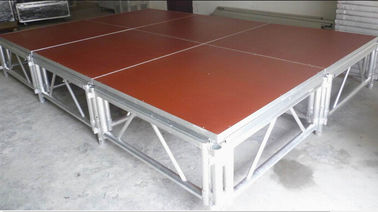 Trung Quốc Red 3 - Level Plywood Aluminum Stage Platform With Anti - Slip Board nhà cung cấp